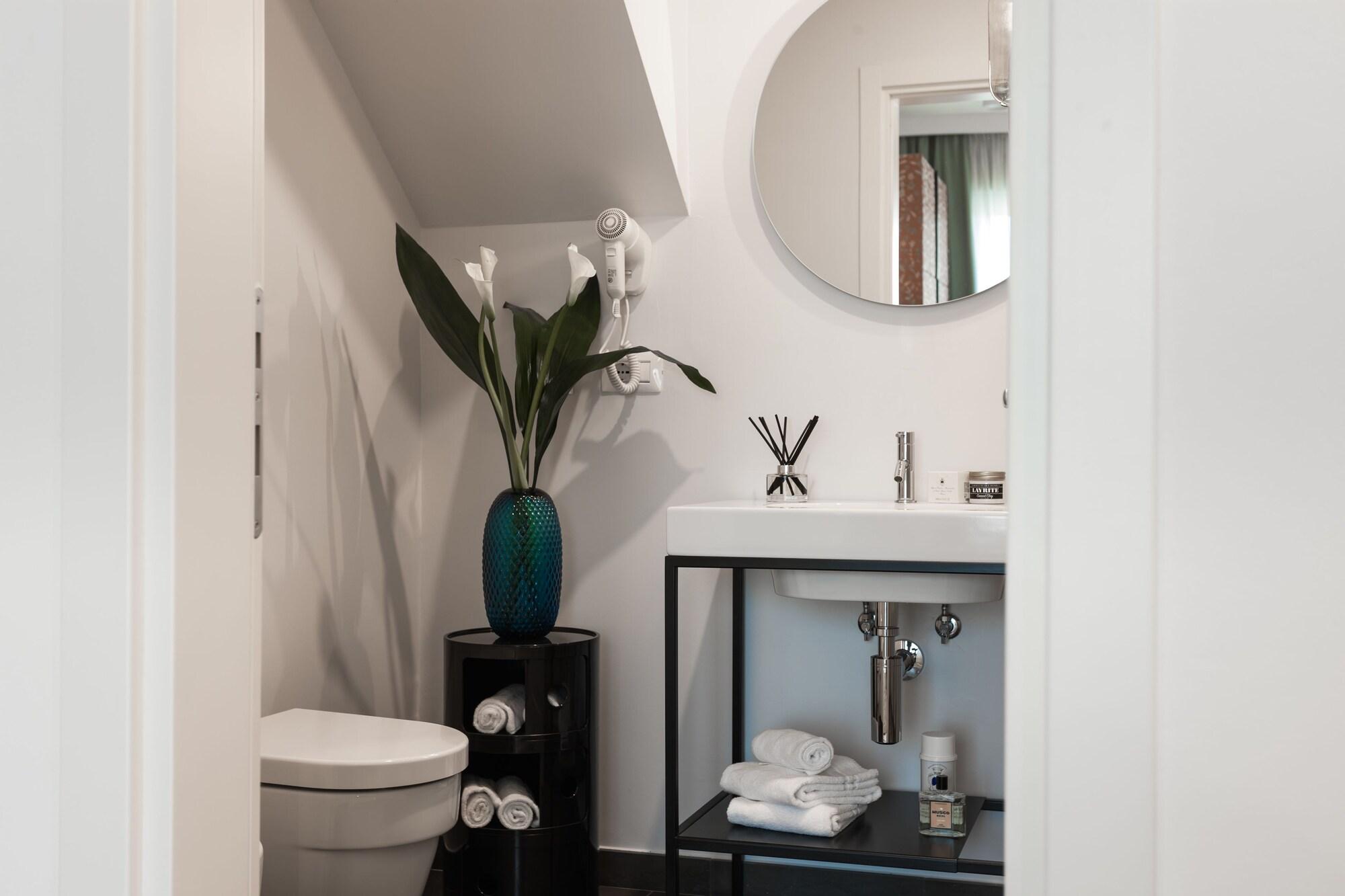 B&B Lorena Suites Флоренция Экстерьер фото