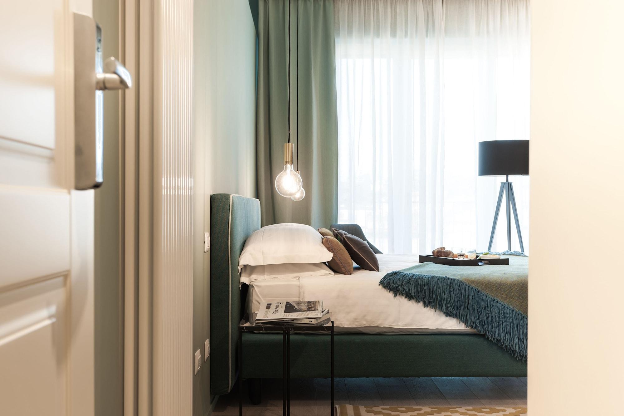 B&B Lorena Suites Флоренция Экстерьер фото