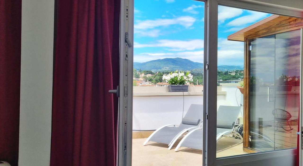 B&B Lorena Suites Флоренция Экстерьер фото