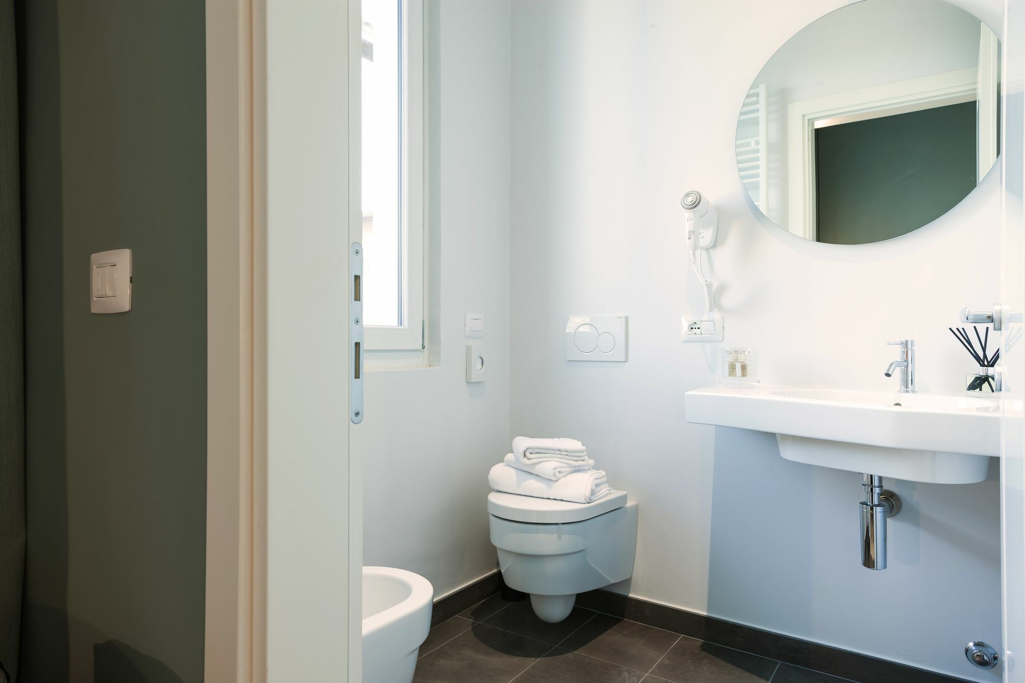 B&B Lorena Suites Флоренция Экстерьер фото