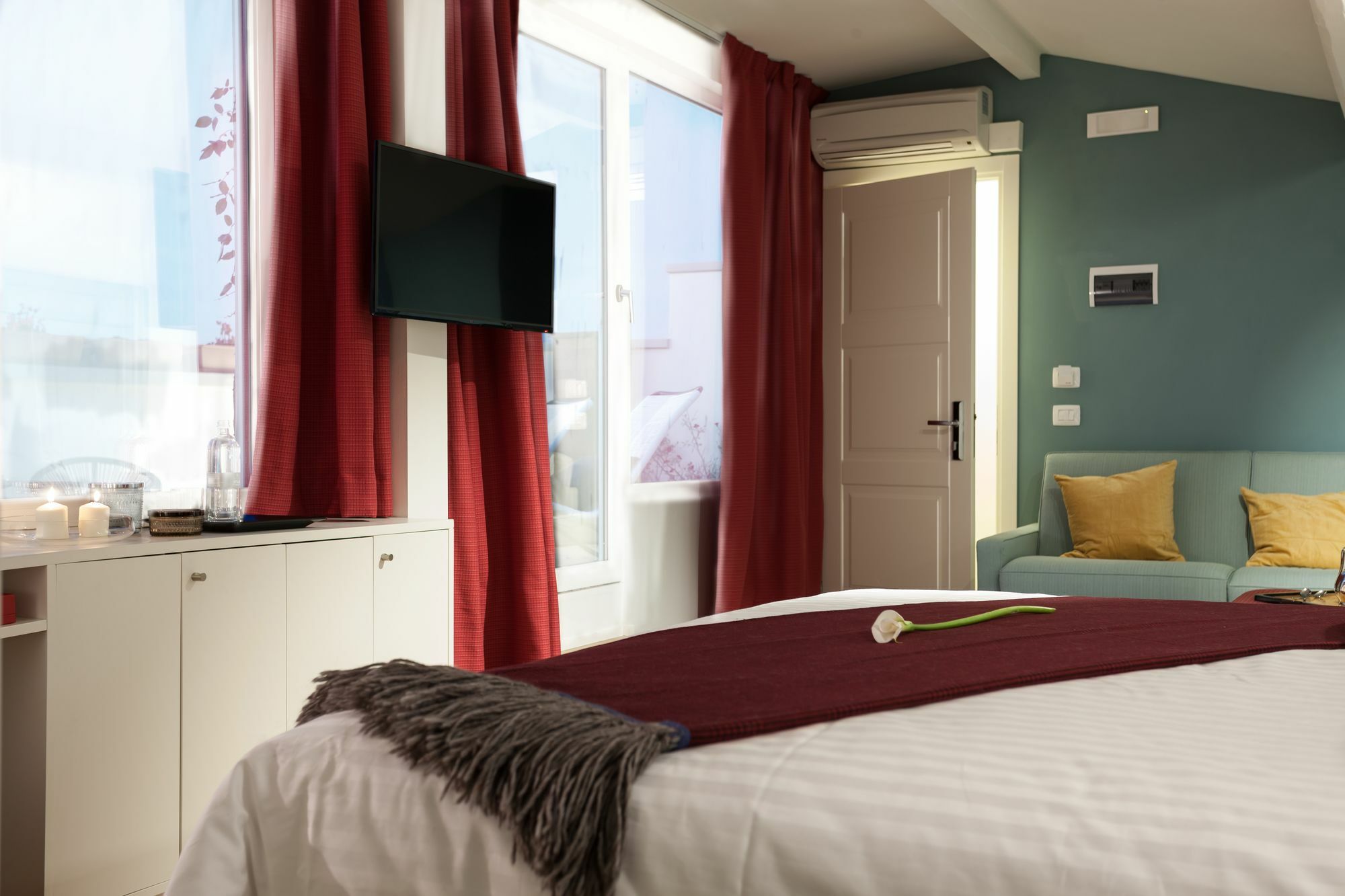 B&B Lorena Suites Флоренция Экстерьер фото