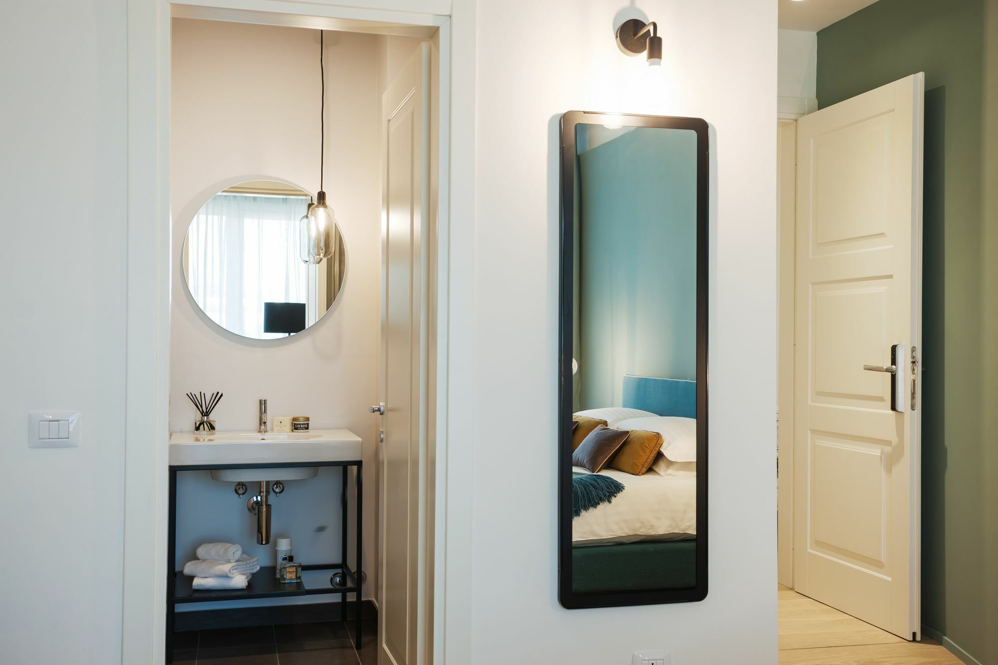 B&B Lorena Suites Флоренция Экстерьер фото