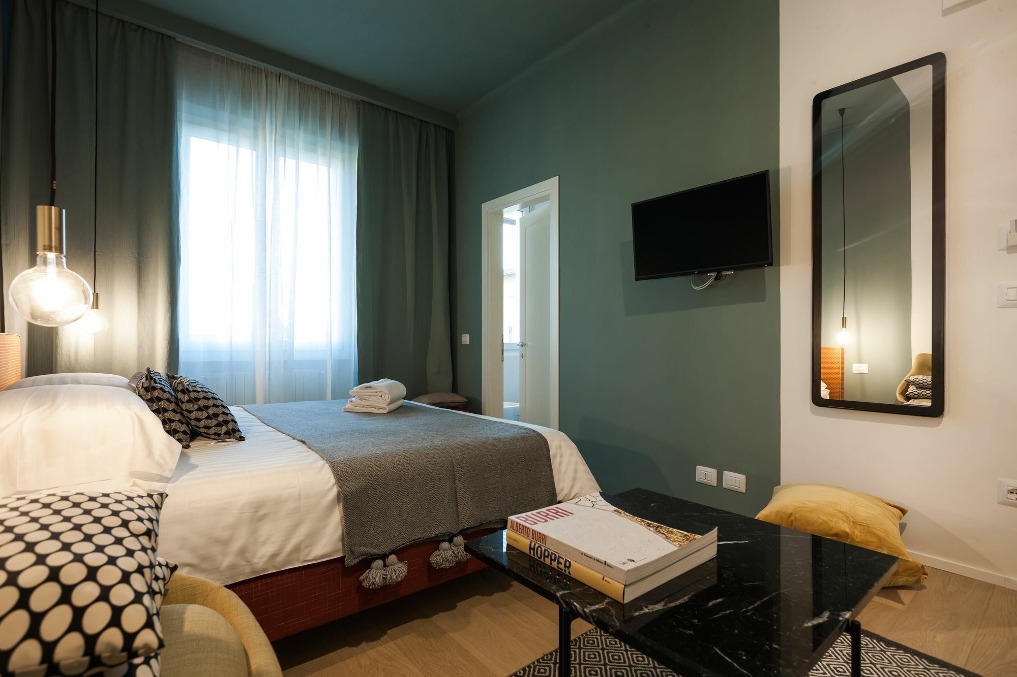 B&B Lorena Suites Флоренция Экстерьер фото