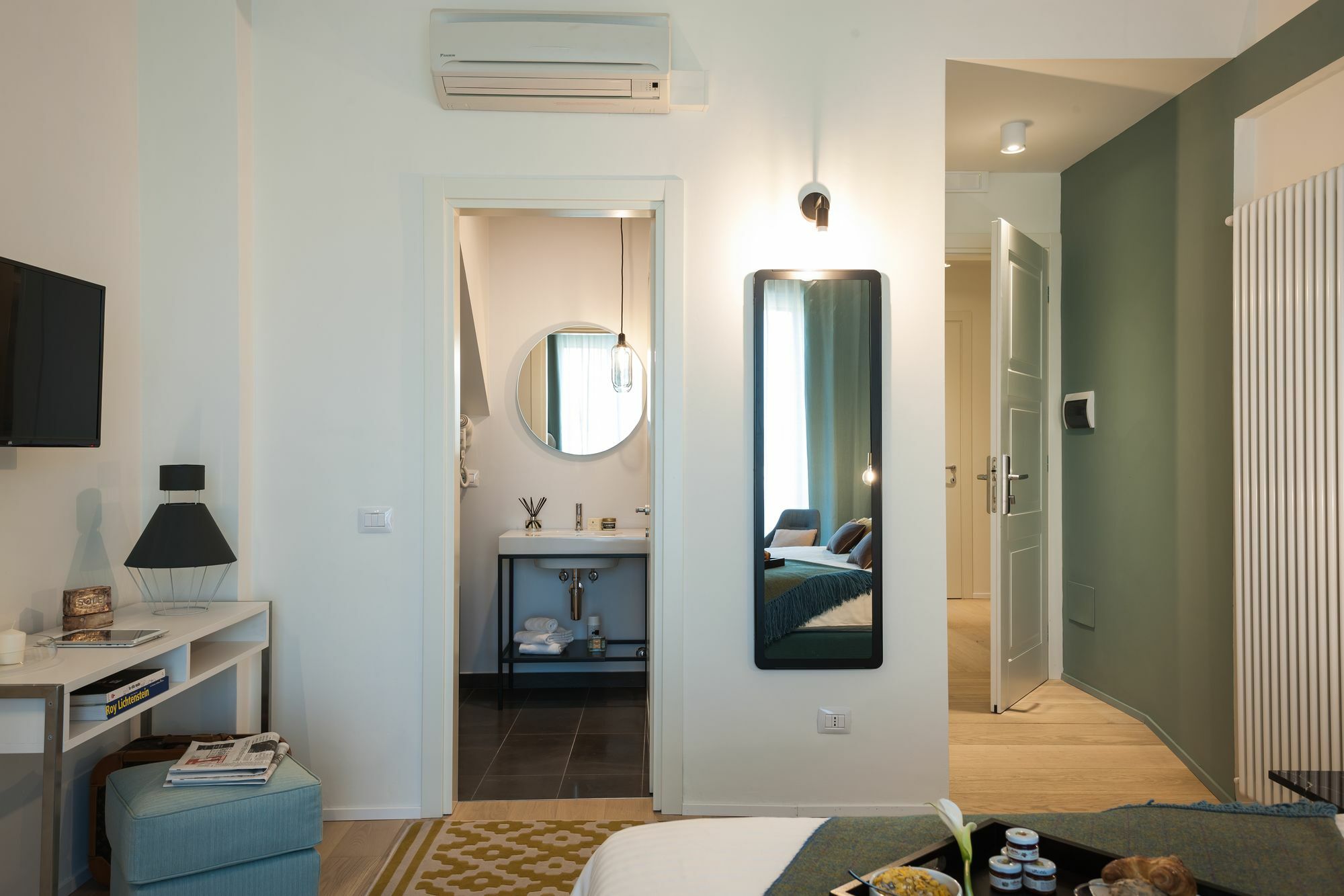B&B Lorena Suites Флоренция Экстерьер фото